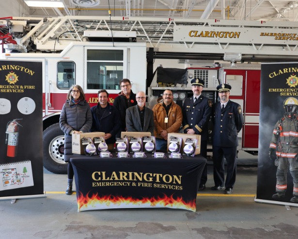 Clarington Emergency and Fire Services, Mayor Foster, and members of Council were joined by Nick Eng, Enbridge Operations Supervisor for GTA East, for Enbridge's donation of smoke and carbon monoxide alarms. 