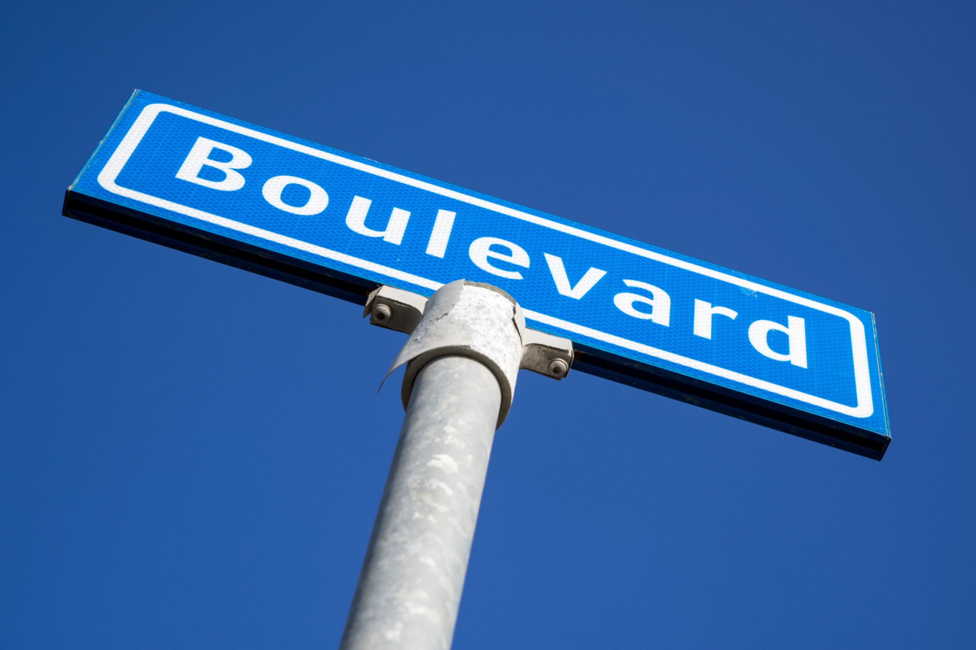 Picture of blue Boulevard street sign.